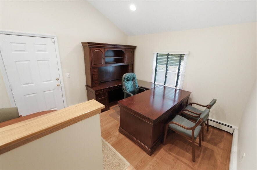 More Photos Of 198 Terry Rd, Smithtown Office For Sale