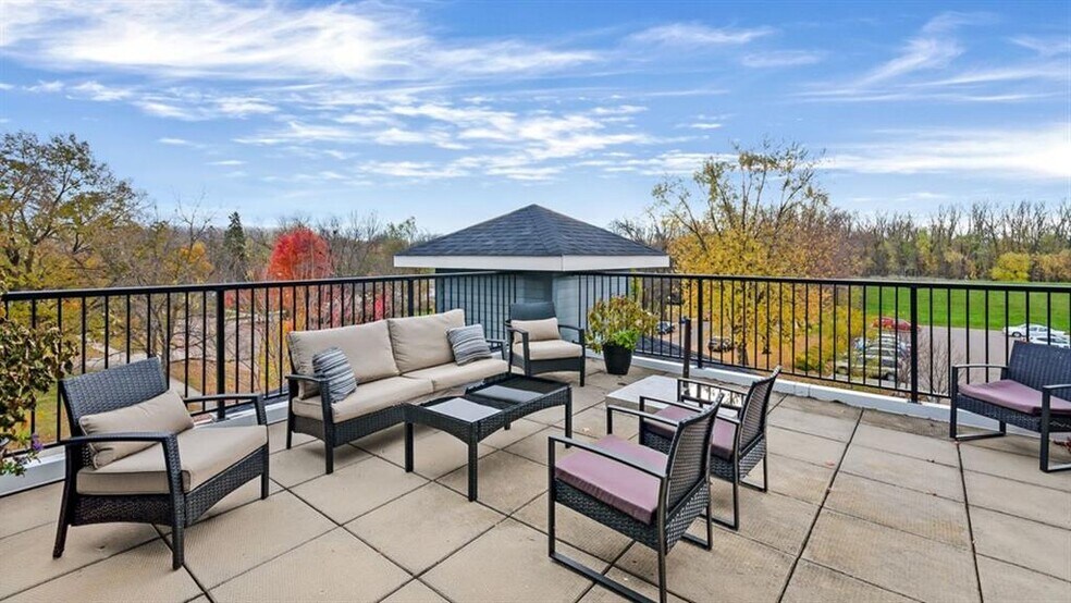 More Photos Of 110 E 1st St, Chaska Apartments For Lease