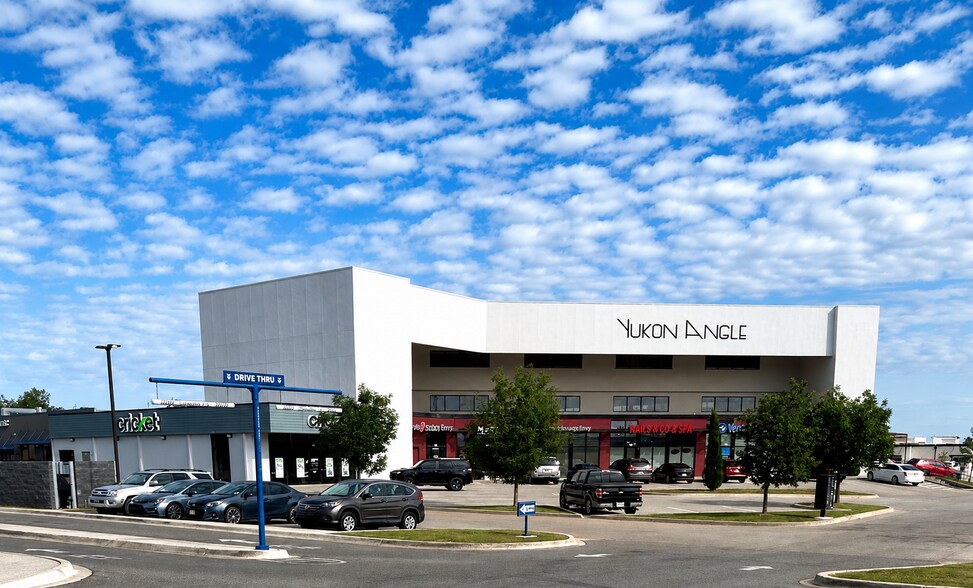 More Photos Of 1010 Garth Brooks Blvd, Yukon Unknown For Lease