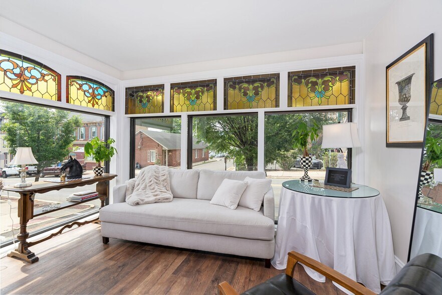 More Photos Of 11 E Philadelphia Ave, Boyertown Hospitality For Sale