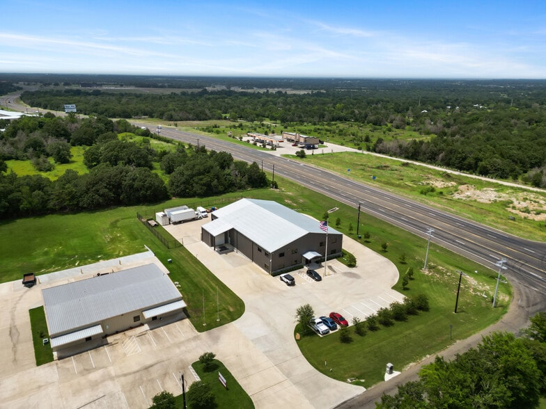 More Photos Of 4481 Roans Chapel Rd, College Station Industrial For Lease