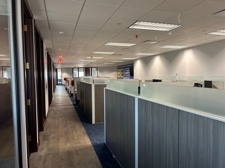 More Photos Of 100 Rialto Pl, Melbourne Office For Lease