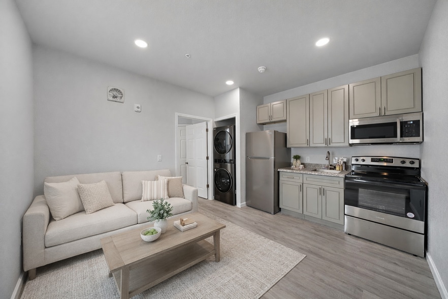 More Photos Of 809 Avenue K, Galveston Apartments For Sale