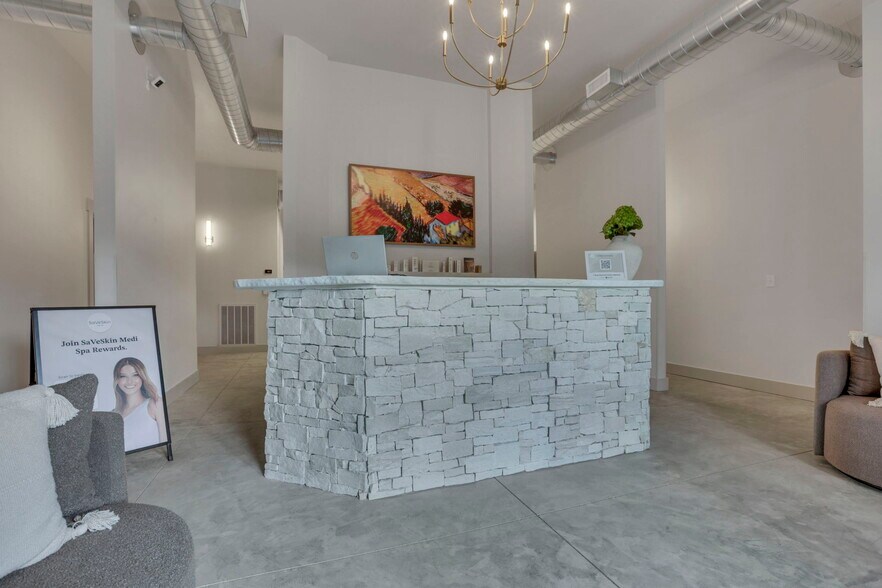 More Photos Of 5122 Morse Rd, Columbus Medical For Lease