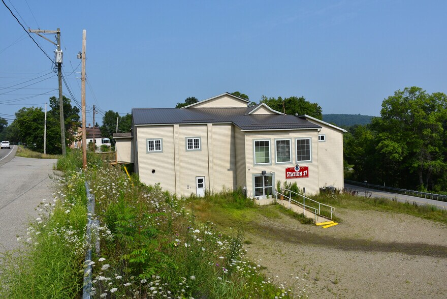 More Photos Of 18208 Cussewago Rd, Meadville Restaurant For Sale