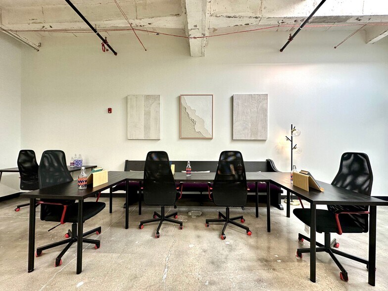 More Photos Of 2410 Polk St, Houston Office For Lease