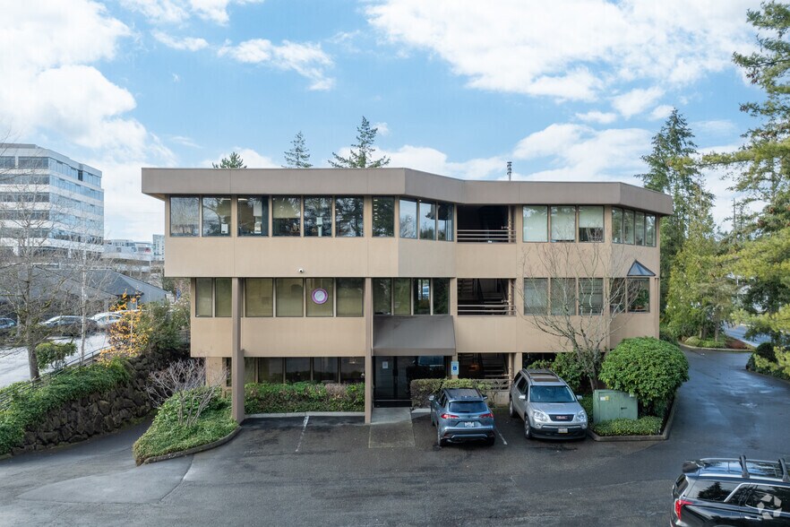 More Photos Of 11711 NE 12th St, Bellevue Office For Sale