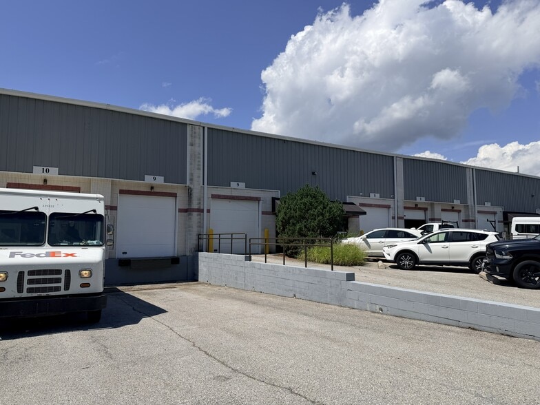 Primary Photo Of 825 Dawson Dr, Newark Warehouse For Lease
