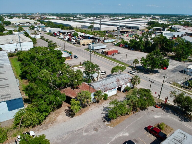 More Photos Of 4200 E 7th Ave, Tampa Light Distribution For Sale