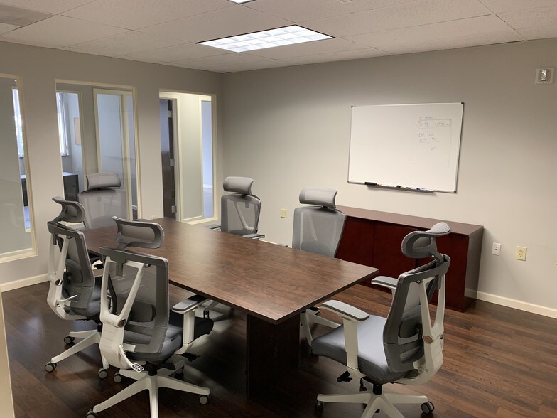 More Photos Of 142 Temple St, New Haven Medical For Lease