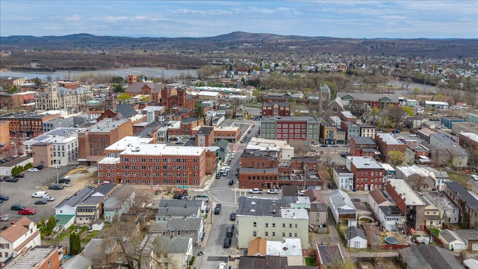 More Photos Of 30 White St, Cohoes Office For Sale
