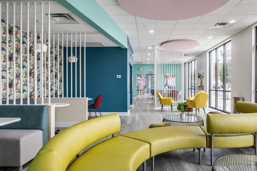 More Photos Of 5829 Madison Rd, Cincinnati Apartments For Lease