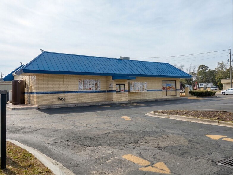 More Photos Of 9343 Lem Turner Rd, Jacksonville Fast Food For Sale