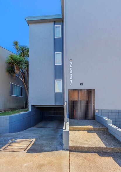 More Photos Of 2537 Ellsworth St, Berkeley Apartments For Sale