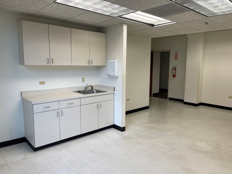 More Photos Of 1495 Canyon Blvd, Boulder Coworking Space