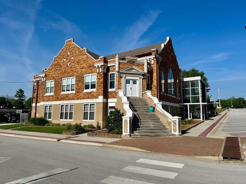 More Photos Of 201 E Church St, Ozark Lodge Meeting Hall For Sale