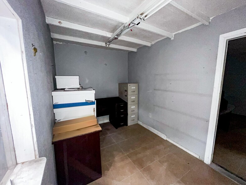 More Photos Of 12301 W County Road 125, Odessa Industrial For Sale