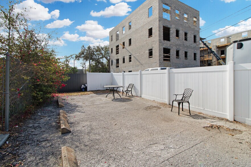 More Photos Of 820 15th St N, Saint Petersburg Assisted Living For Sale