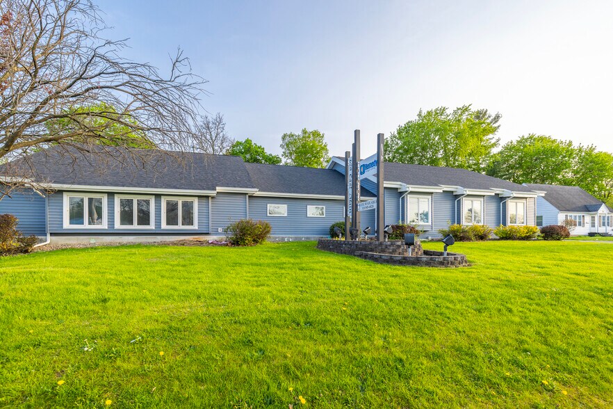 More Photos Of 628 E Main St, Palmyra Medical For Sale