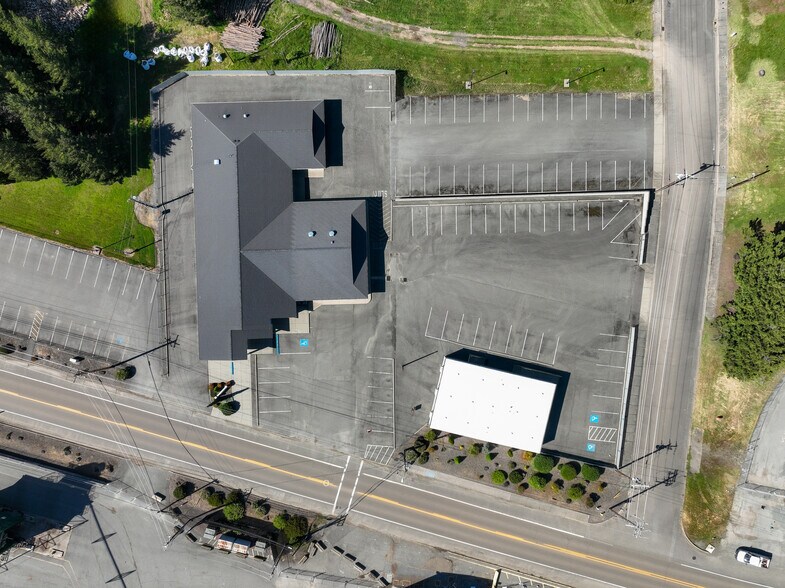 More Photos Of 2665 Glendale Valley Rd, Glendale Office For Sale