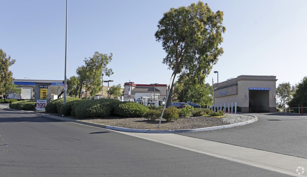 More Photos Of 5990 E 2nd St, Benicia Service Station For Lease
