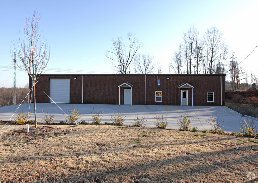 Primary Photo Of 2125 Jason Industrial Pky, Winston Warehouse For Sale