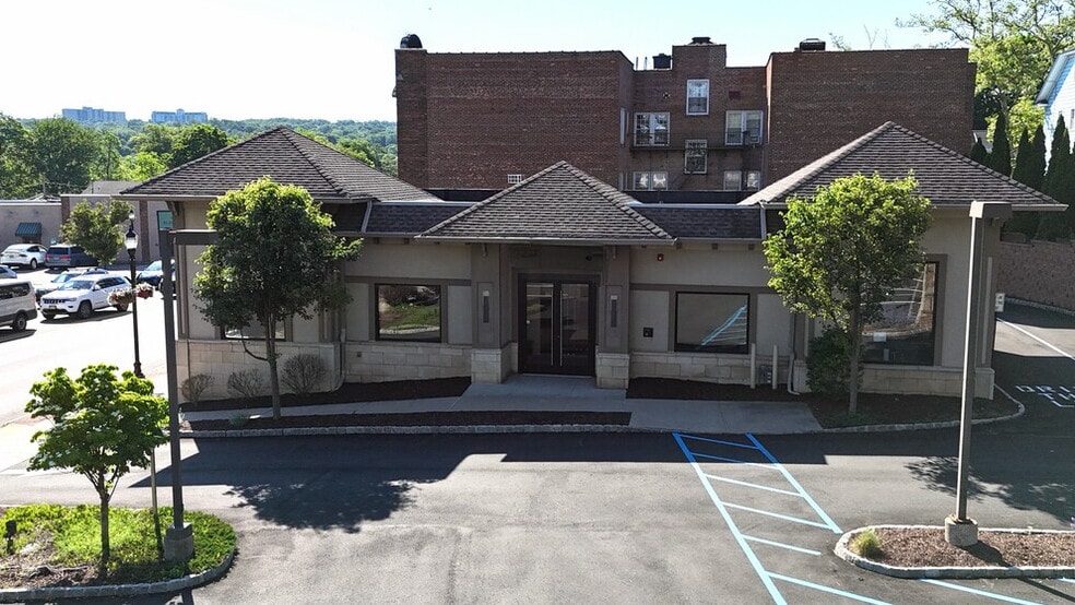 Primary Photo Of 725 Bloomfield Ave, Verona Bank For Sale