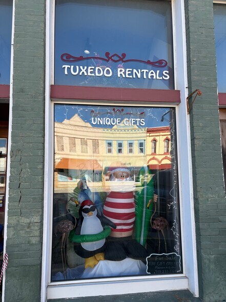 More Photos Of 145 E Main St, Sedan General Retail For Sale