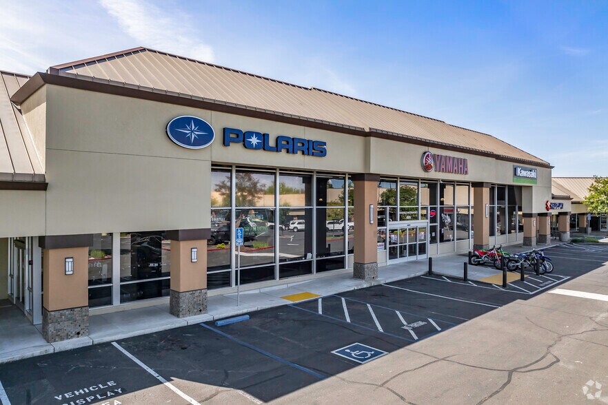More Photos Of 5635-6015 Pacific St, Rocklin Unknown For Lease