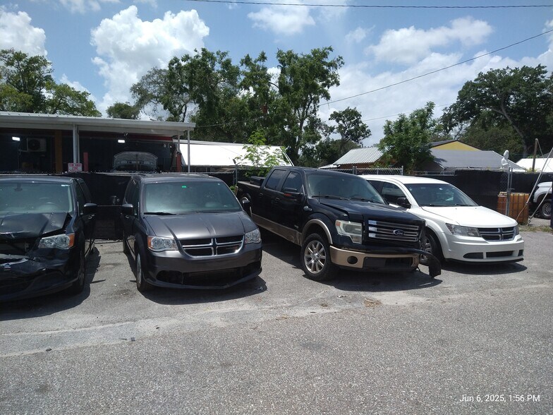 More Photos Of 1301 W Waters Ave, Tampa Auto Repair For Sale