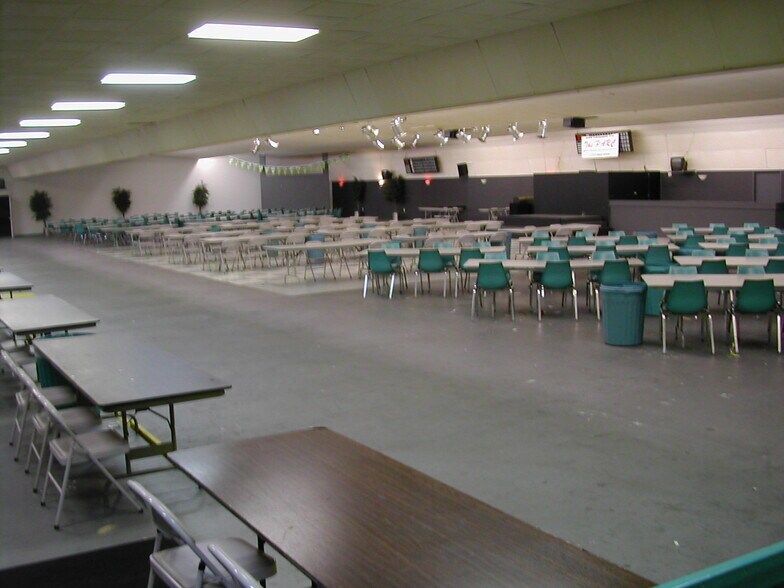 More Photos Of 5301 E Princess Anne Rd, Norfolk Flex For Lease