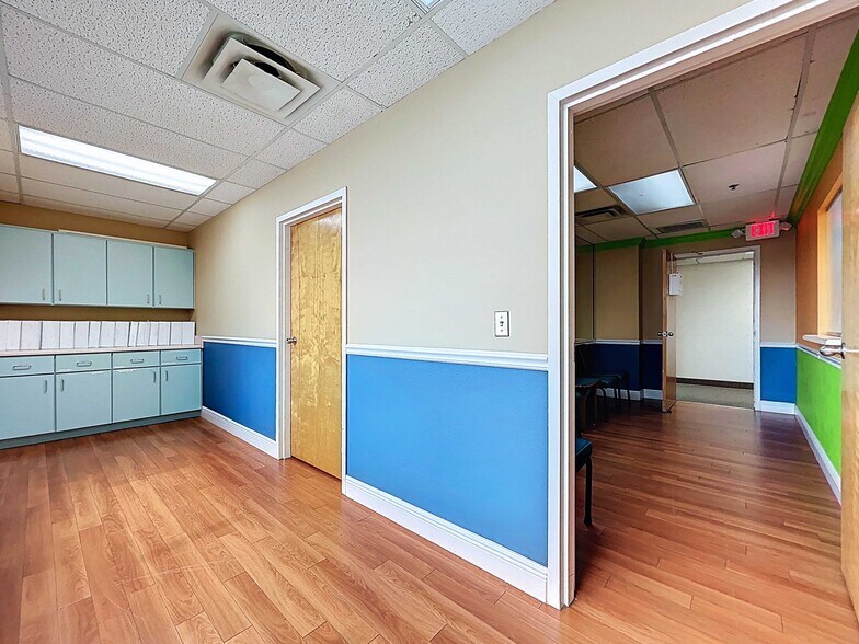 More Photos Of 11373 Cortez Blvd, Brooksville Medical For Sale