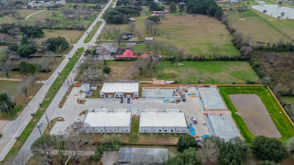 More Photos Of 18707 Mueschke Rd, Cypress Office For Lease