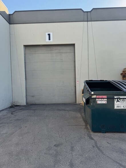 More Photos Of 2340-2386 S Redwood Rd, Salt Lake City Light Manufacturing For Lease