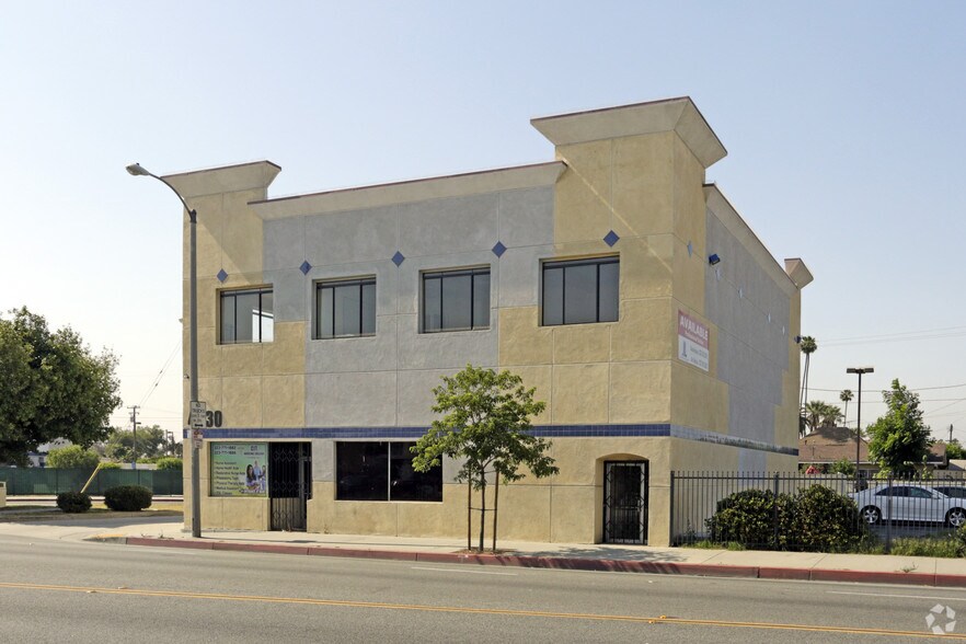 More Photos Of 4126-4130 Gage Ave, Bell Medical For Lease