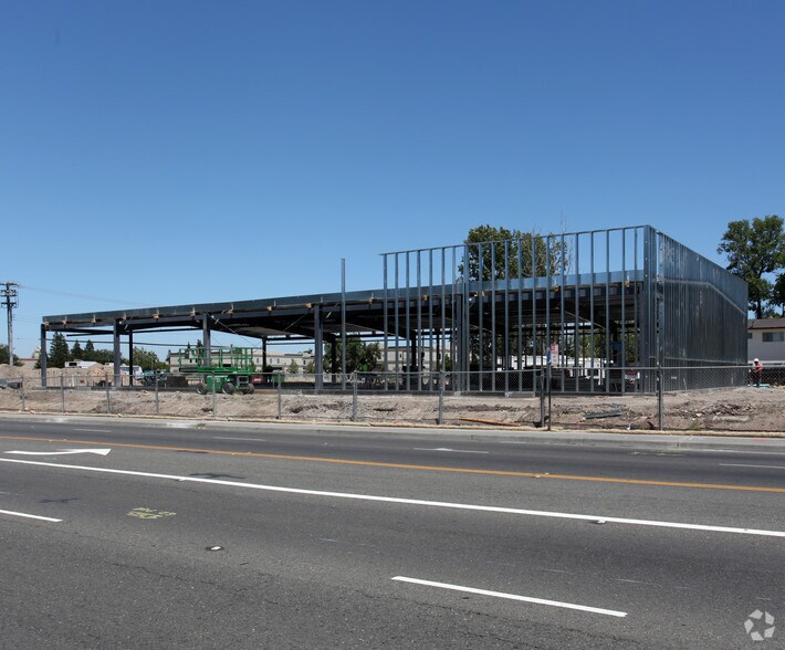 More Photos Of 400 Harris Ave, Sacramento Freestanding For Sale