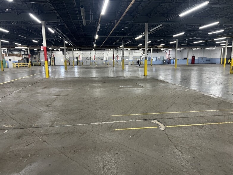 More Photos Of 330 Turner St, Attleboro Manufacturing For Lease
