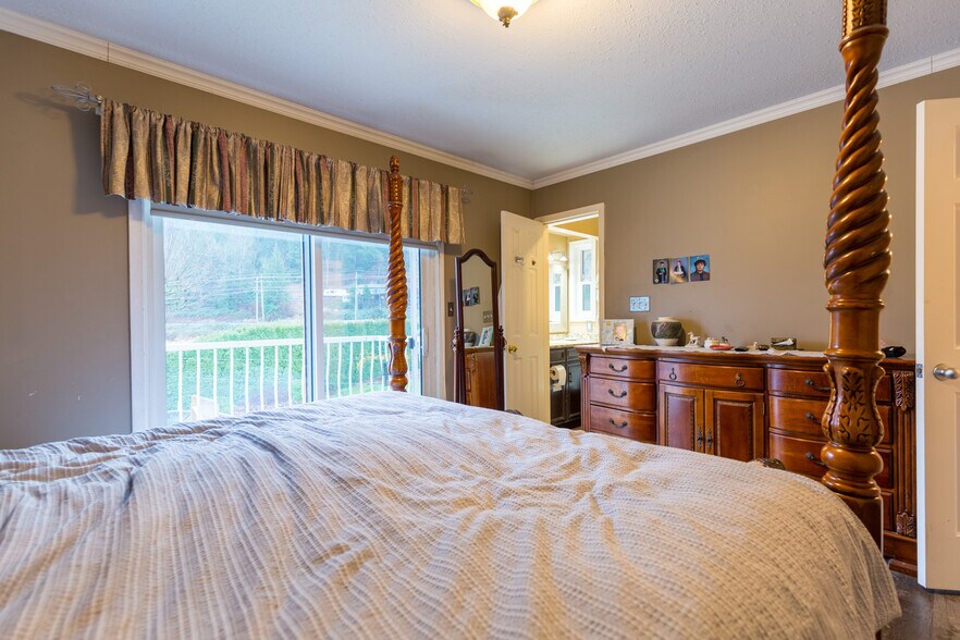 More Photos Of 3996 Eckert St, Chilliwack Land For Sale