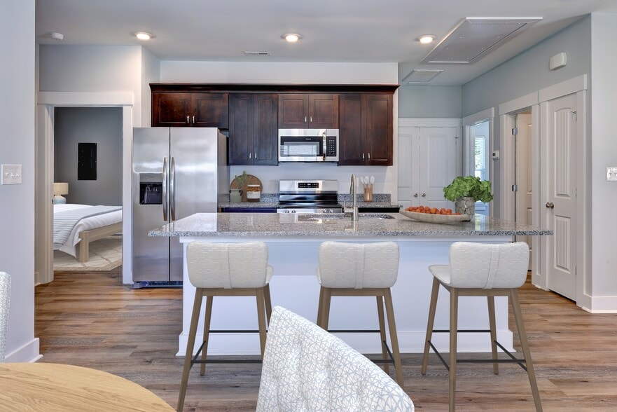 More Photos Of 220 Curry Dr, Williamsburg Specialty For Sale