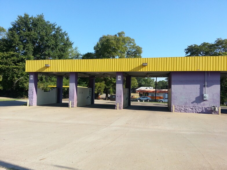 More Photos Of 1103 Bow St, Tyler Carwash For Sale