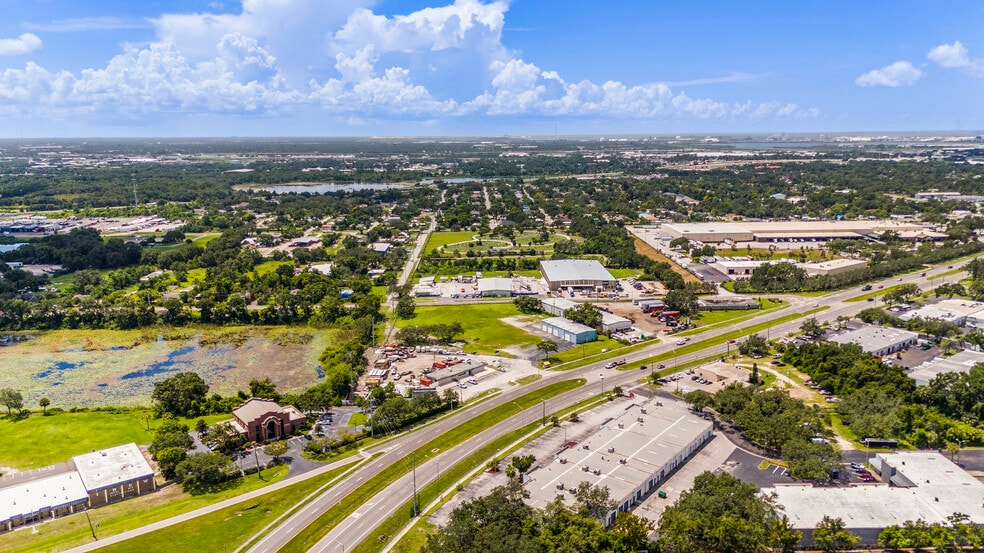 More Photos Of 4612 N 56th St, Tampa Industrial For Lease