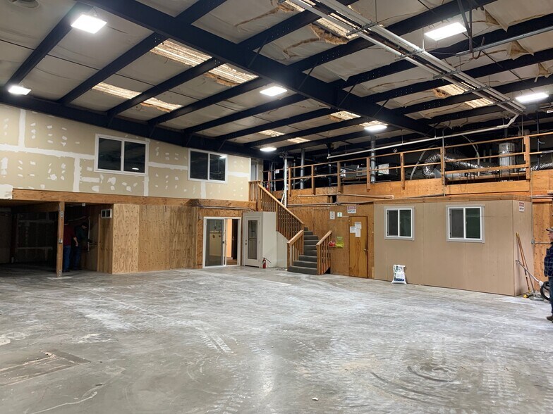 More Photos Of 2995 Dutton Ave, Santa Rosa Warehouse For Lease