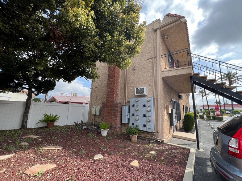 More Photos Of 1051 N Citrus Ave, Covina Freestanding For Sale