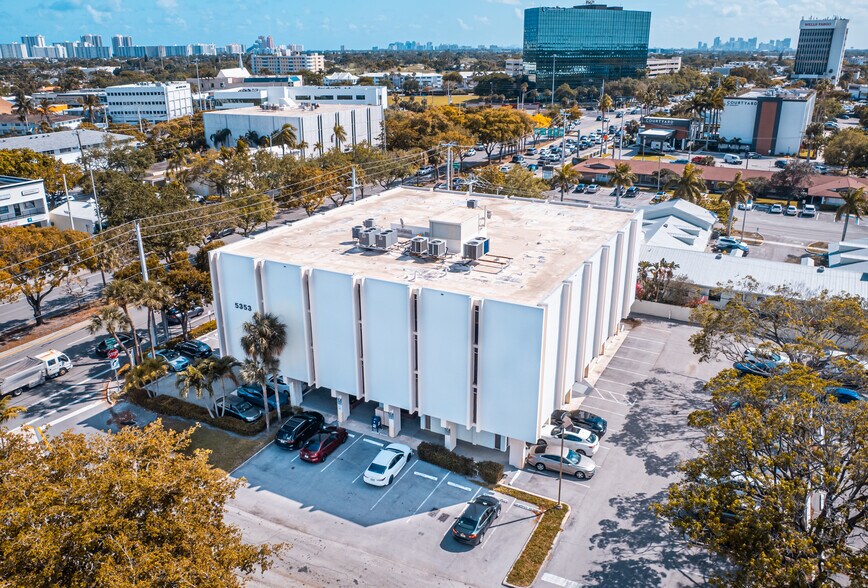 More Photos Of 5353 N Federal Hwy, Fort Lauderdale Medical For Lease