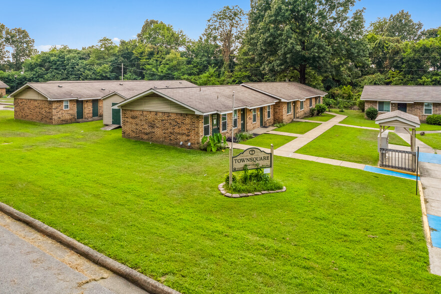 Primary Photo Of 705 Jeanette St, Harrisburg Apartments For Sale