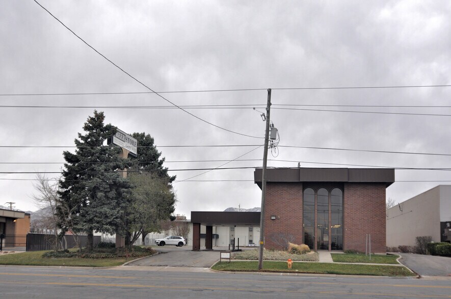 More Photos Of 1735 S 300 W, Salt Lake City Auto Dealership For Sale