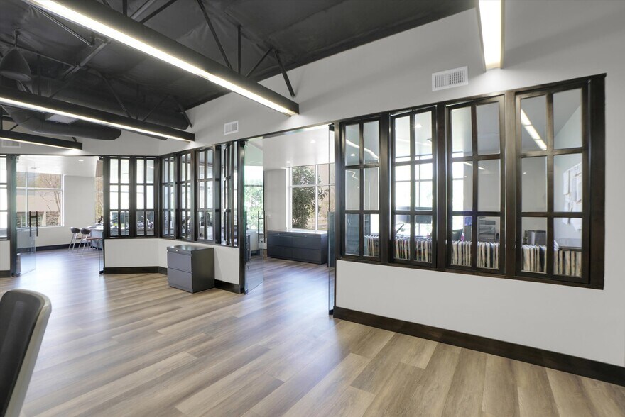 More Photos Of 4720-4790 Calle Carga, Camarillo Manufacturing For Sale