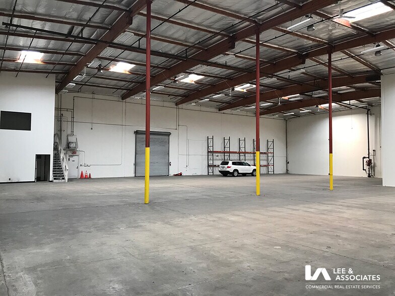 More Photos Of 3430 E Airport Way, Long Beach Warehouse For Lease