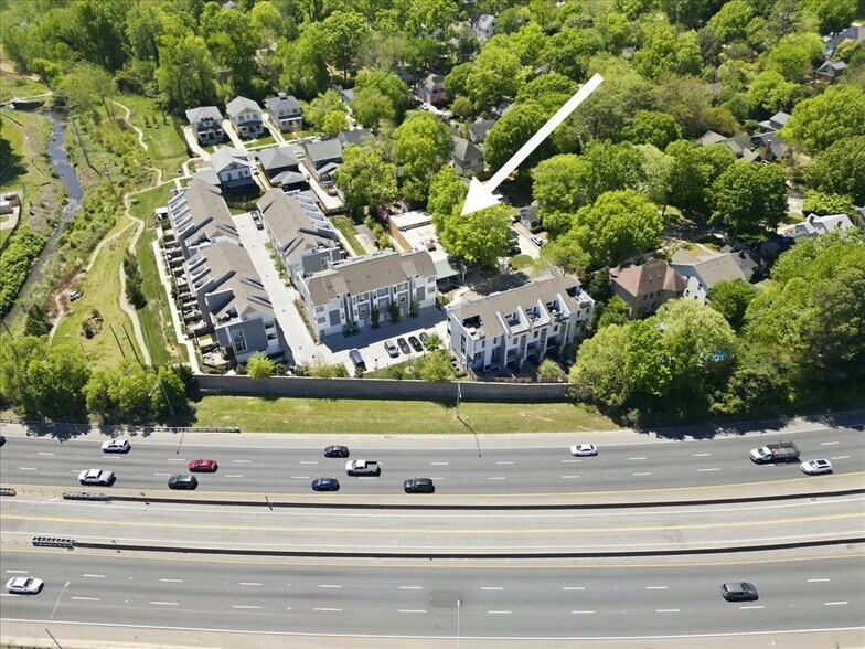 More Photos Of 2664 Shenandoah Ave, Charlotte General Retail For Sale