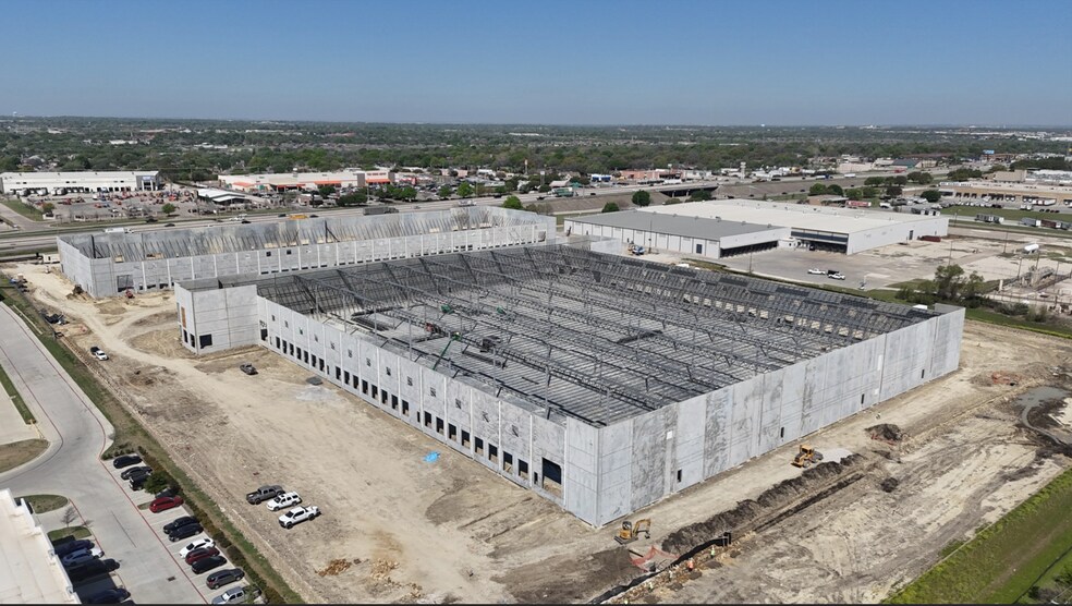 More Photos Of 7901 South Fwy, Fort Worth Unknown For Lease